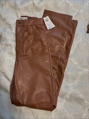 Abercrombie & Fitch Straight-Leg Faux Leather Jeans in Brown/rose